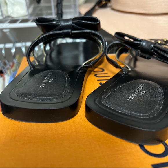 Louis Vuitton authentic flat peplum mule as 38 $1080 black how gold - Picture 9 of 9